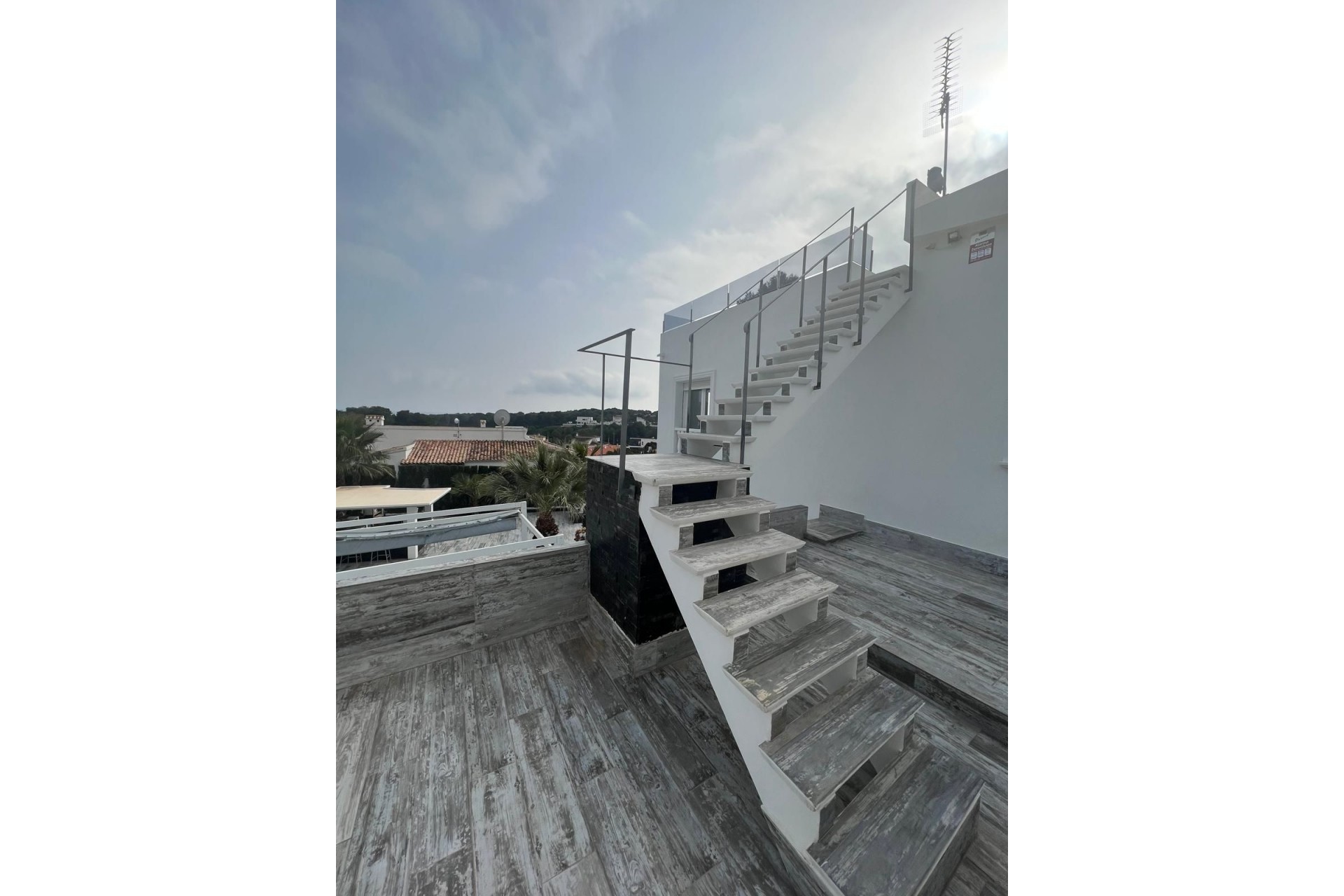Rynek Wtórny - Willa -
Moraira - Pinar del Advocat - Cometa