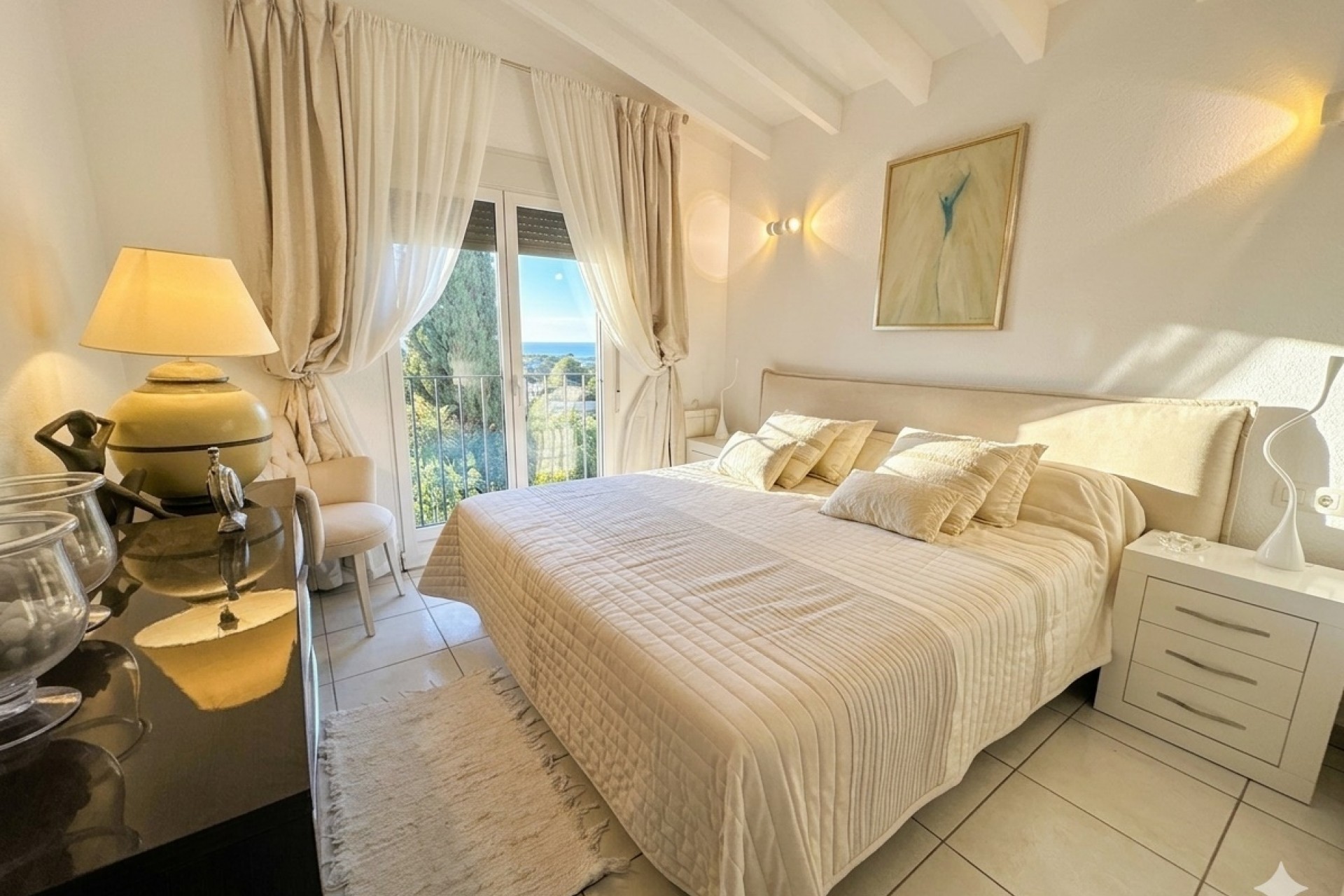 Rynek Wtórny - Willa -
Pego