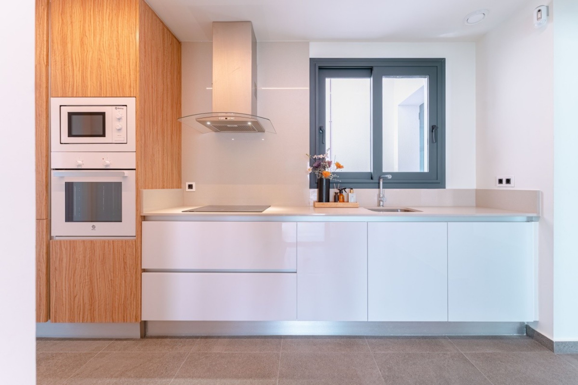 Rynek Wtórny - Willa -
San Miguel de Salinas