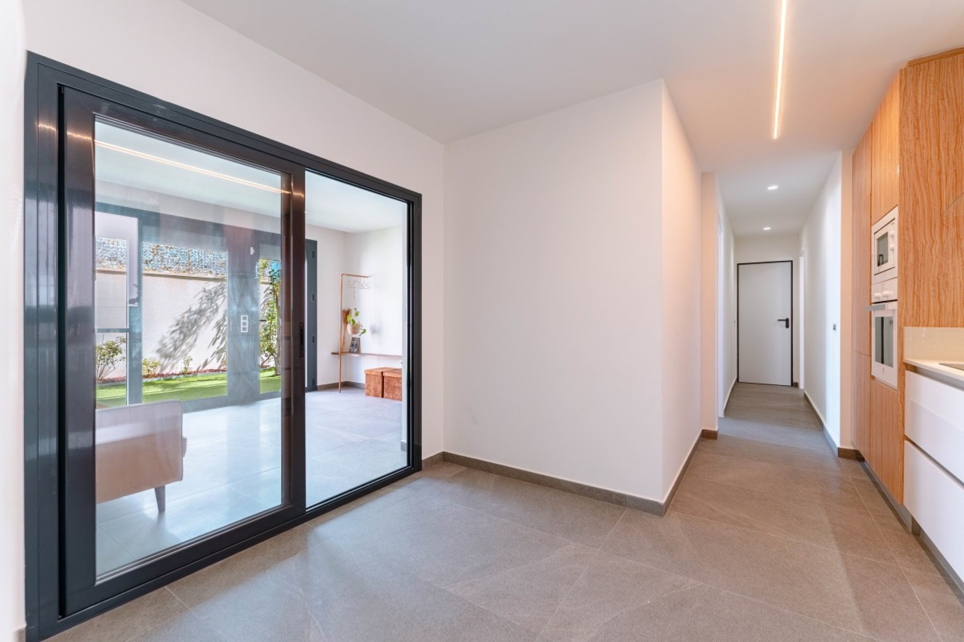 Rynek Wtórny - Willa -
San Miguel de Salinas