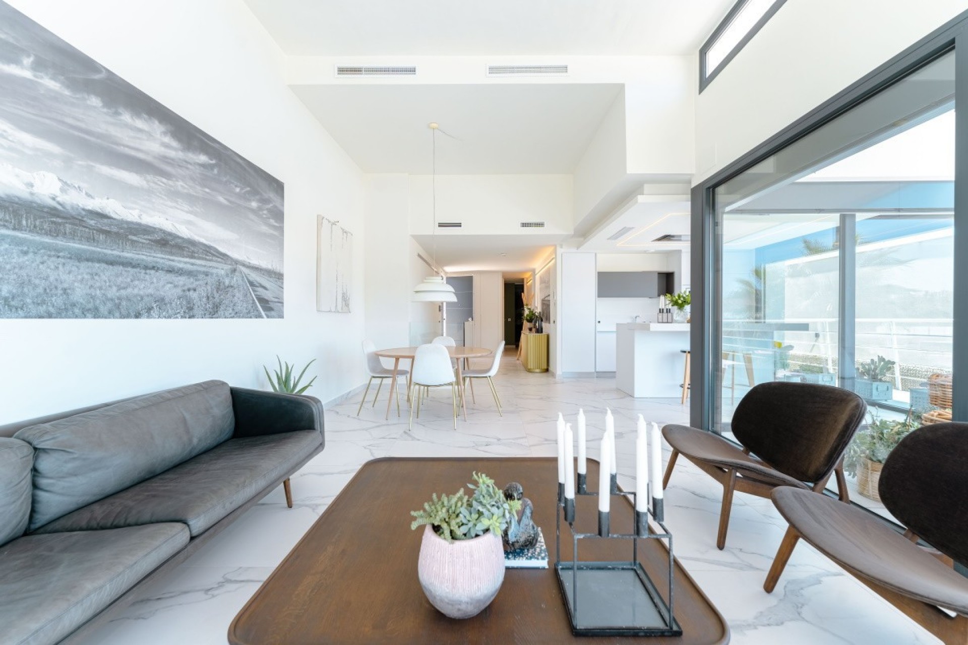 Rynek Wtórny - Willa -
San Miguel de Salinas