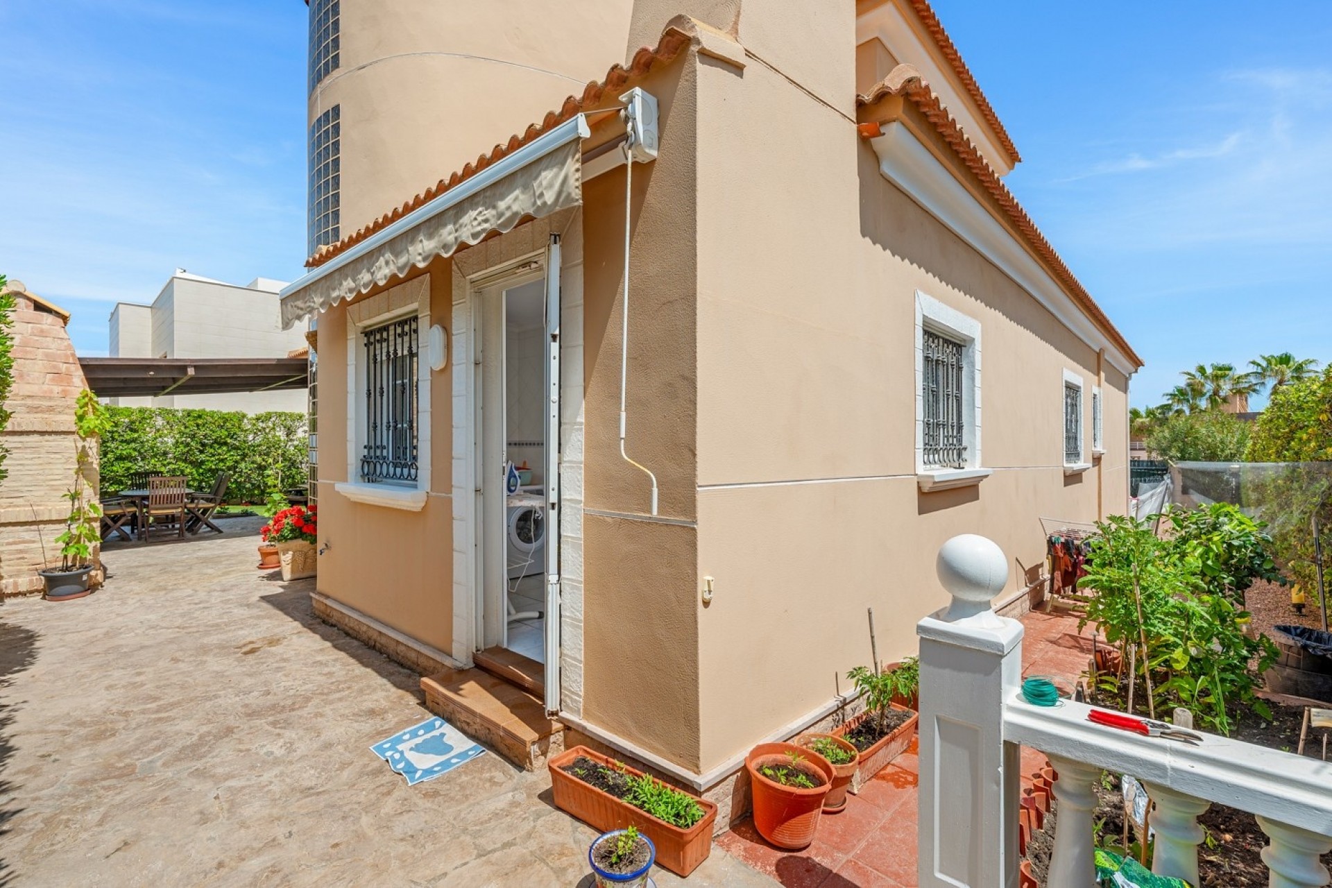 Rynek Wtórny - Willa -
Torrevieja - La Mata