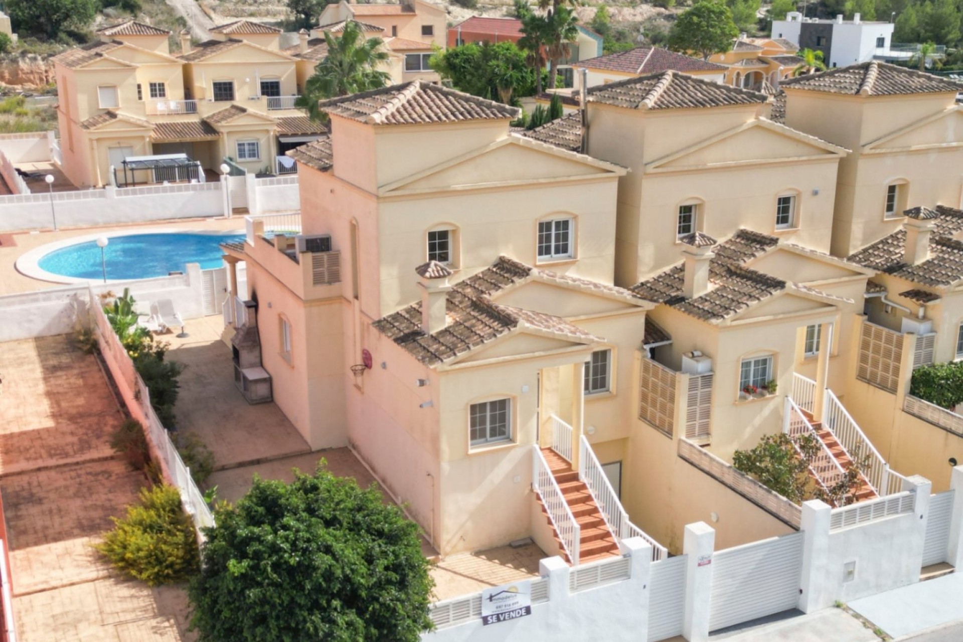 Rynek Wtórny - willa w zabudowie bliźniaczej -
Calpe - Casanova