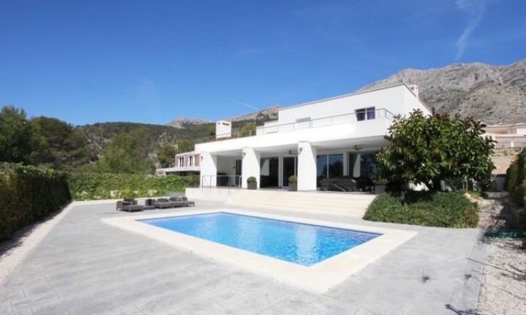 Villa - Alquiler a largo plazo - Altea -
                Altea La Vella