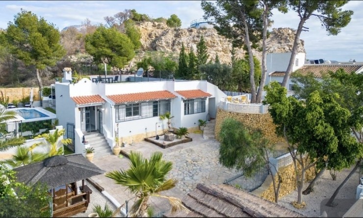 Villa - Herverkoop - Altea - Urbanización Santa Clara