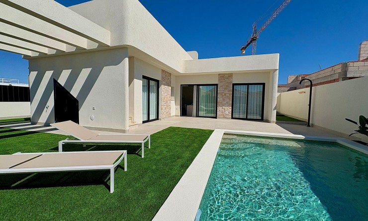 Villa - Neue Gebäude - Roldán - Roldán