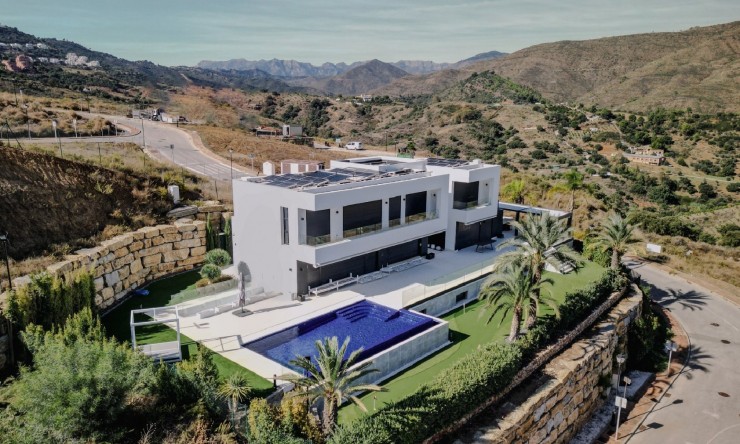 Villa - Nueva construcción  - Mijas - NBS-39416