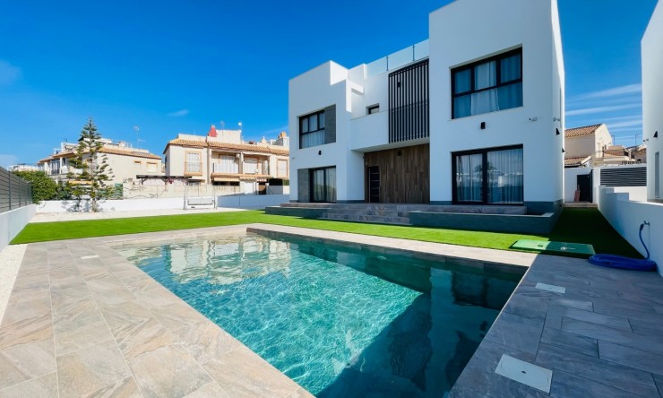 Villa - Nueva construcción  - Torrevieja - Torrevieja