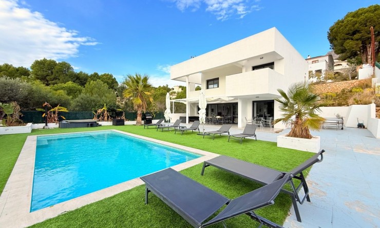 Villa - Resale - Altea -
                Altea