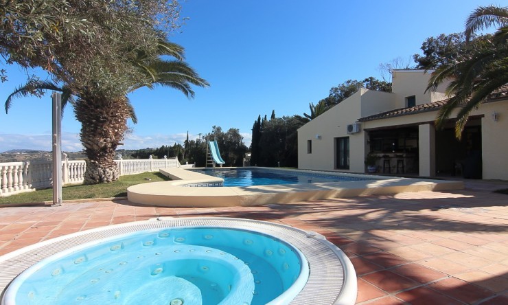 Villa - Resale - Benissa - Benissa