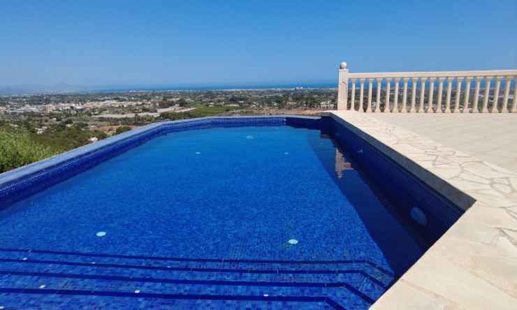Villa - Resale - Denia - La Pedrera - Vessanes