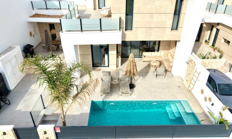 Villa * - Resale - Dolores - Dolores