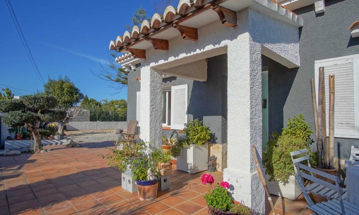 Villa - Resale - El Vergel - Vergel