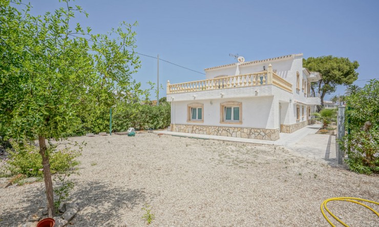 Villa - Resale - Jávea - Cala Blanca