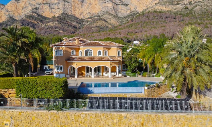 Villa - Resale - Jávea - El Garroferal