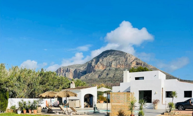 Villa - Resale - Jávea / Xàbia - Partida Tosal - Zona dels Castellans