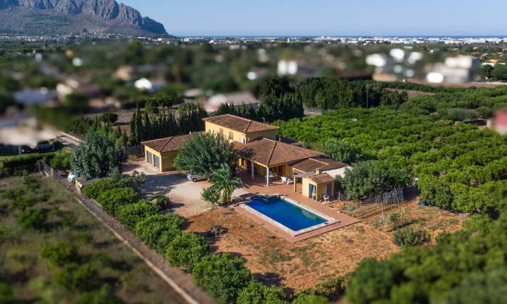 Villa - Resale - Pedreguer - Pedreguer