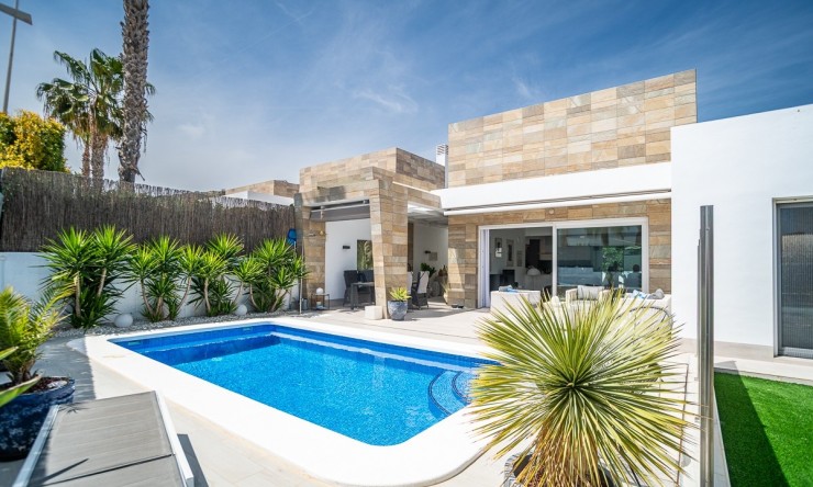 Villa - Reventa - ALGORFA - La Finca Golf
