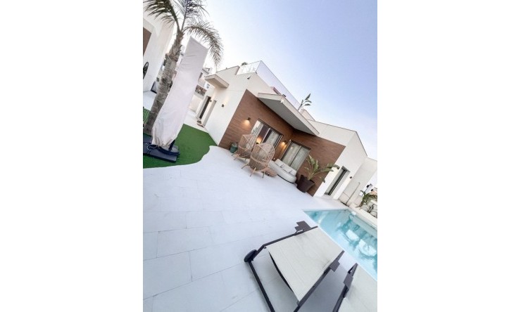 Villa - Reventa - San Miguel de Salinas - San Miguel de Salinas