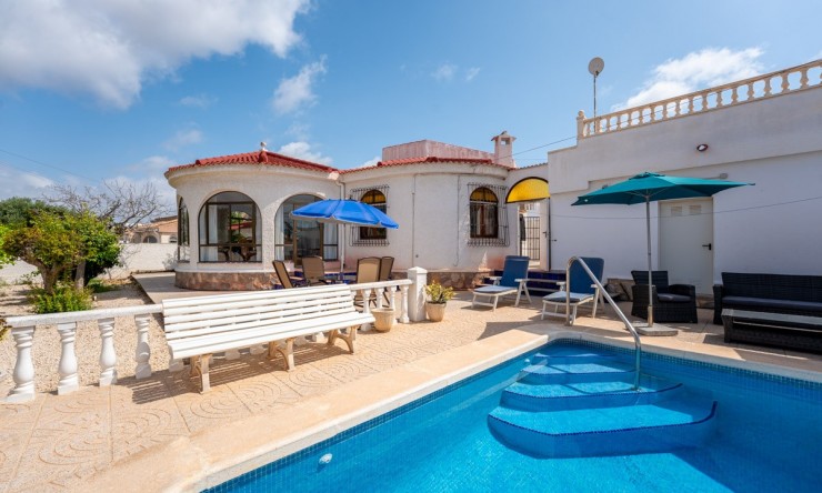 Villa - Revente - Torrevieja - La Siesta - El Salado -  Torreta