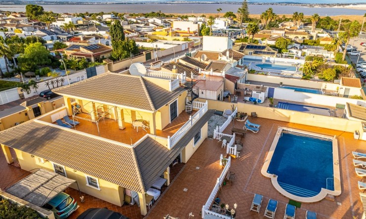 Villa - Revente - TORREVIEJA - LOS BALCONES - LOS ALTOS