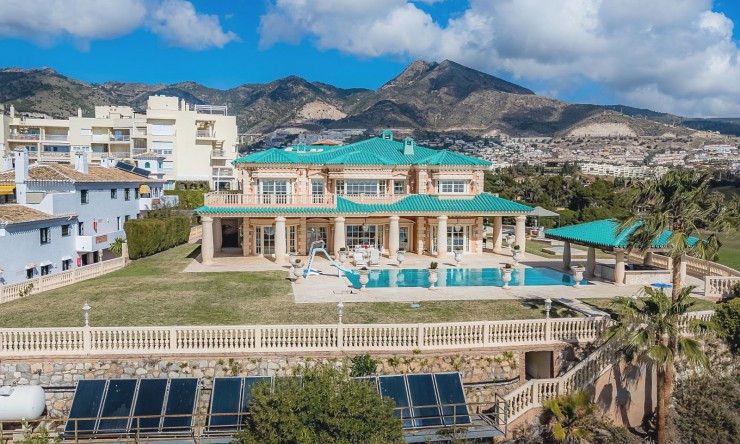 Villa - Wiederverkauf - Benalmadena - Benalmadena