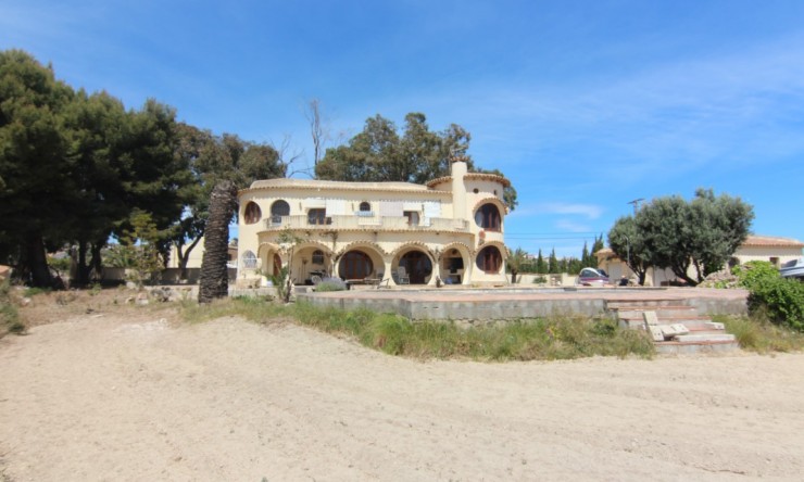 Villa - Wiederverkauf - Benissa - Benissa