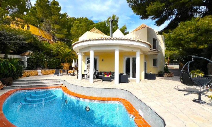 Villa - Wiederverkauf - Callosa De Ensarrià - Callosa De Ensarrià