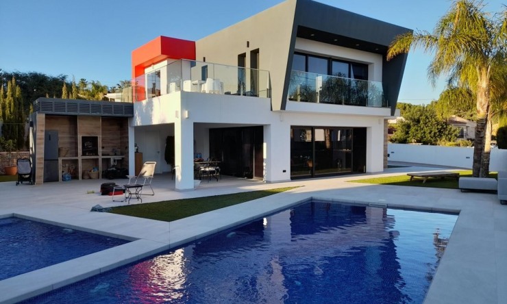 Villa - Wiederverkauf - Calpe - Cometa III