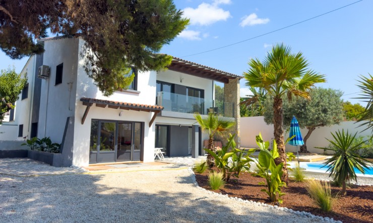 Villa - Wiederverkauf - Calpe - Zona Playa del Bol - Puerto