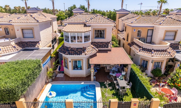 Villa - Wiederverkauf - GUARDAMAR DEL SEGURA - El Raso