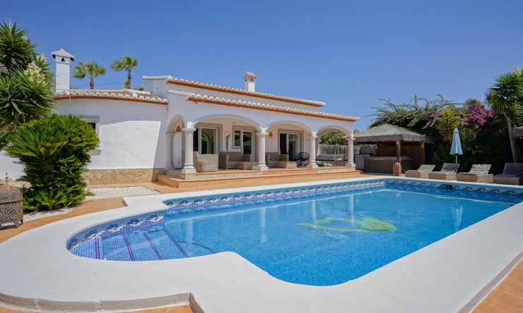 Villa - Wiederverkauf - Jávea - Costa Nova