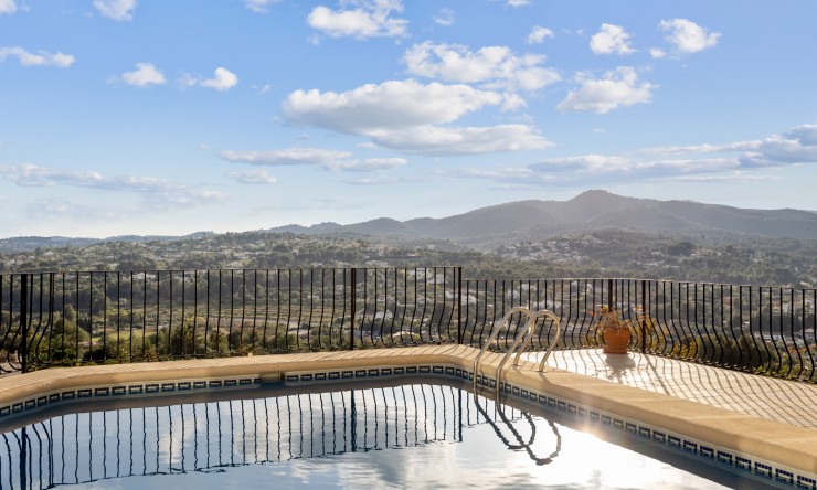 Villa - Wiederverkauf - Jávea / Xàbia - Partides comunes - Adsubia