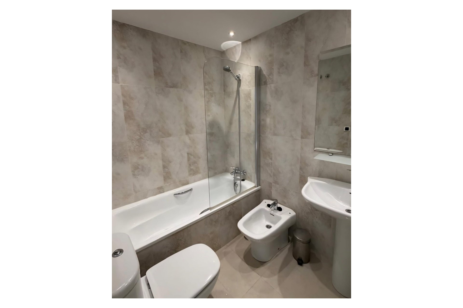 Wiederverkauf -  -
Altea