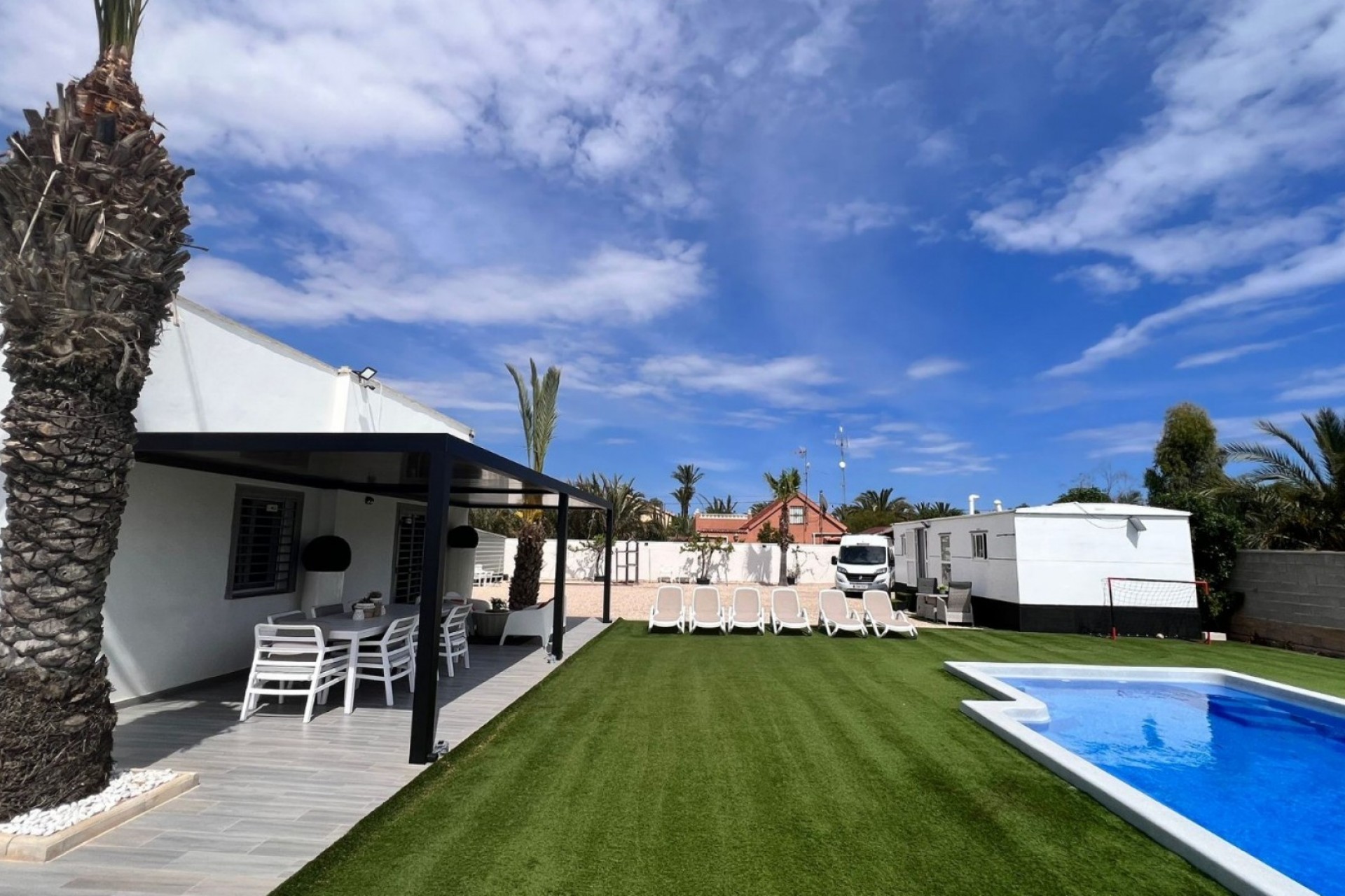 Wiederverkauf - Finca -
Elche Pedanías - La Marina