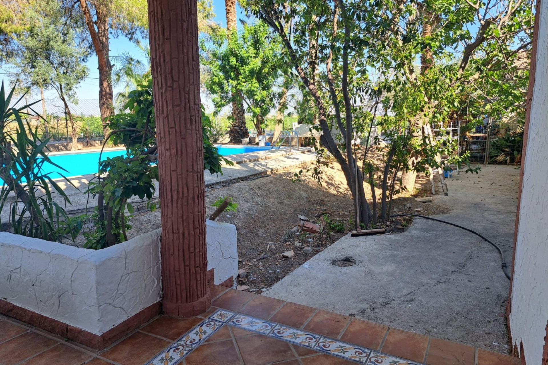 Wiederverkauf - Finca -
Orihuela