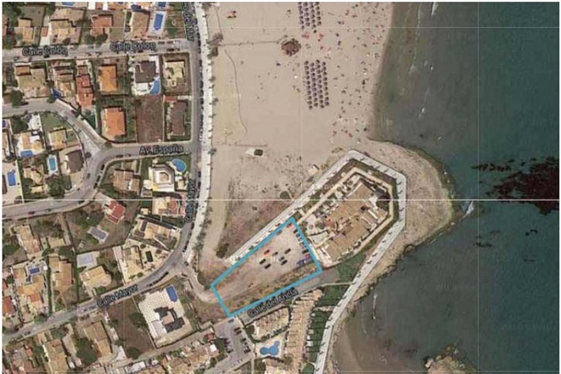 Wiederverkauf - Kommerziell -
La Zenia