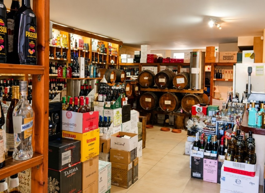 Wiederverkauf - Kommerziell -
Moraira - Casco Urbano