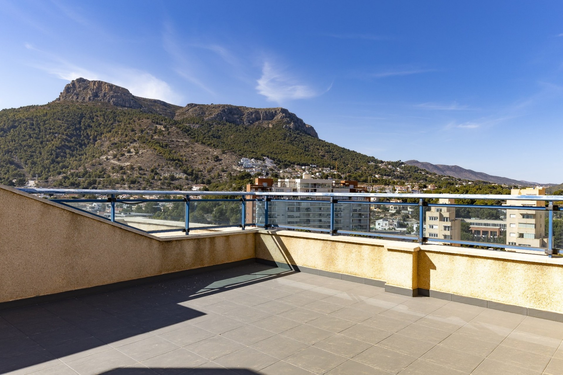 Wiederverkauf - Penthouse -
Calpe - Zona Puerto Blanco - Maryvilla