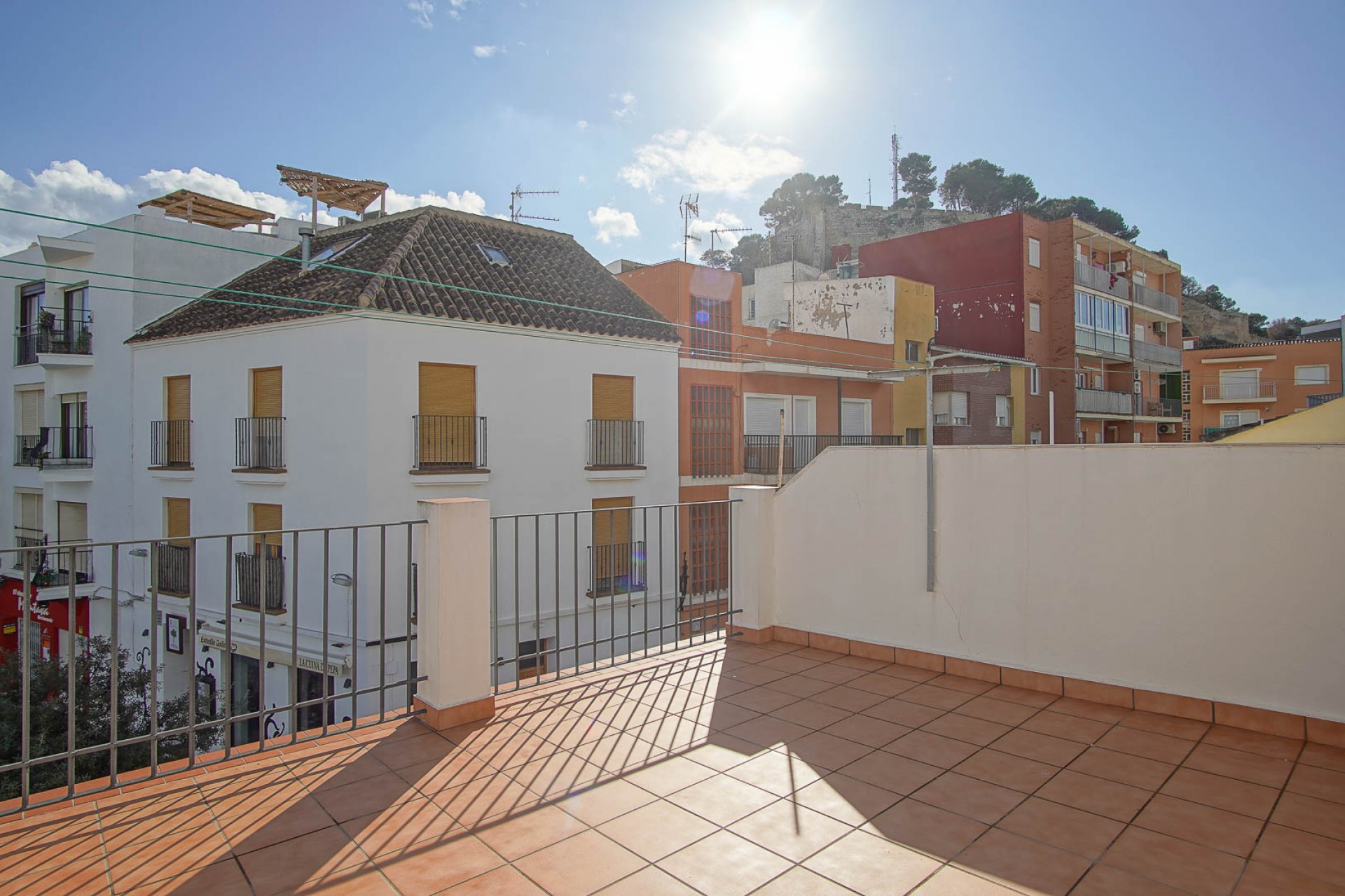 Wiederverkauf - Stadthaus -
Denia