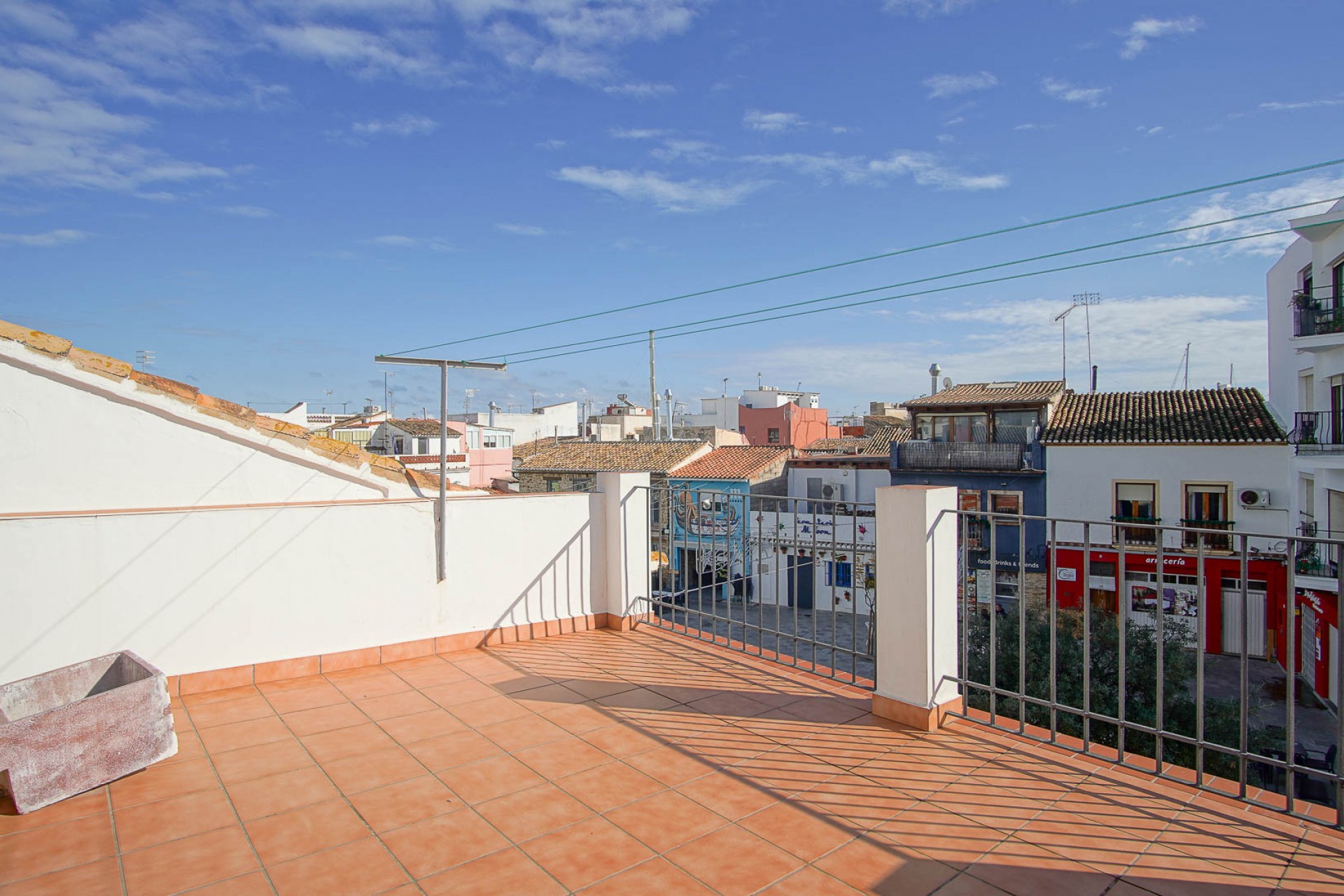 Wiederverkauf - Stadthaus -
Denia