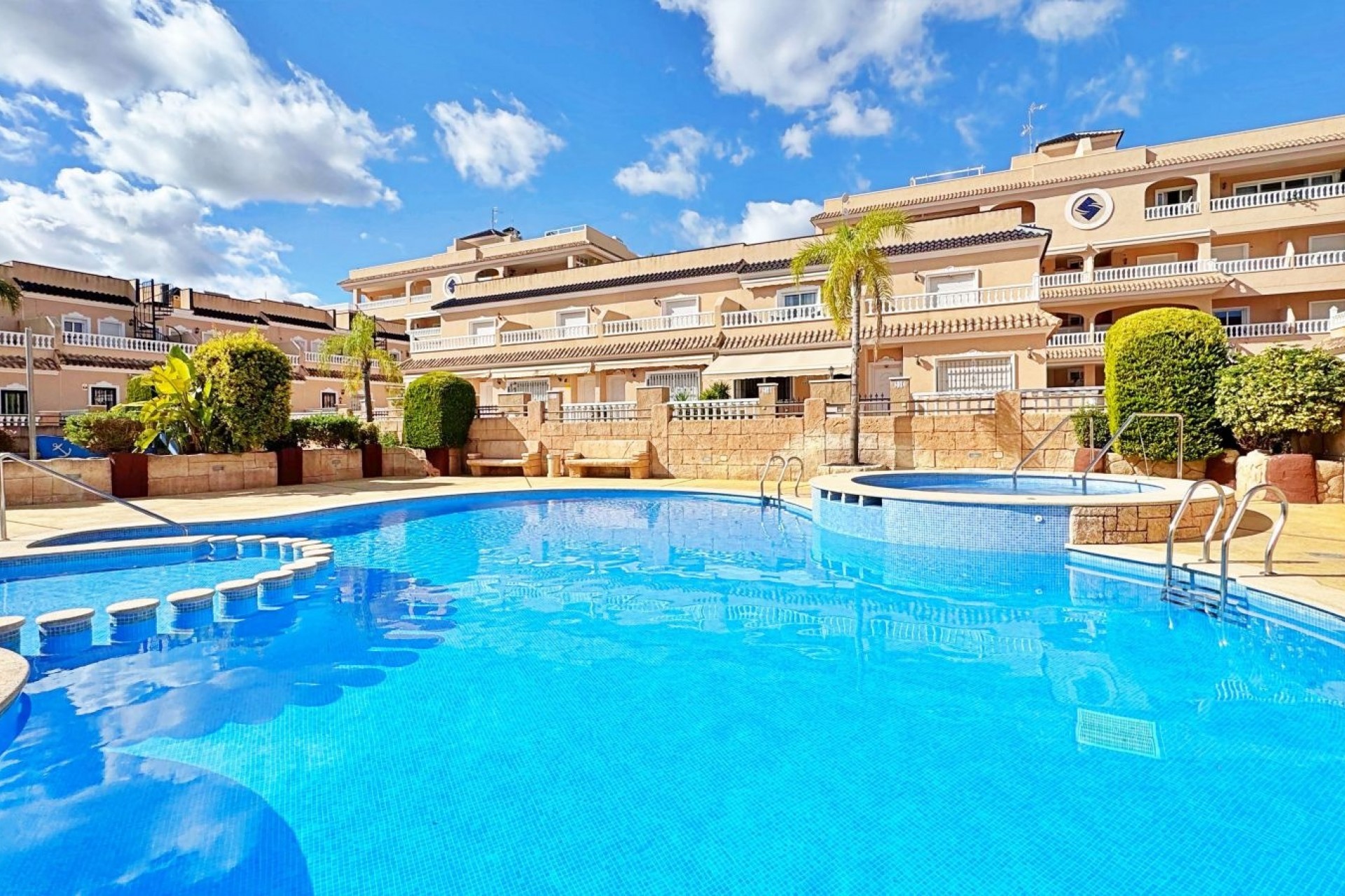 Wiederverkauf - Stadthaus -
Orihuela Costa - Villamartín
