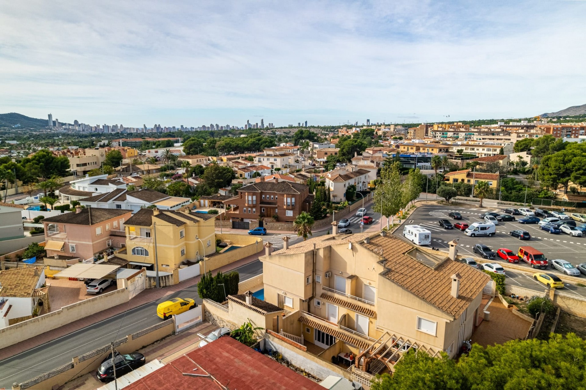 Wiederverkauf - Teilweise freistehend -
L'Alfàs del Pi - Pueblo - Urbanizaciones
