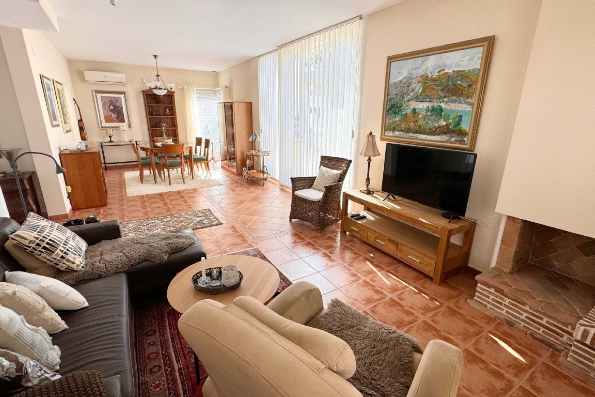 Wiederverkauf - Villa -
Albir