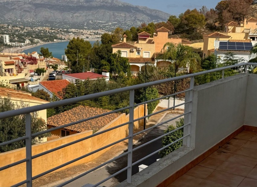 Wiederverkauf - Villa -
Albir