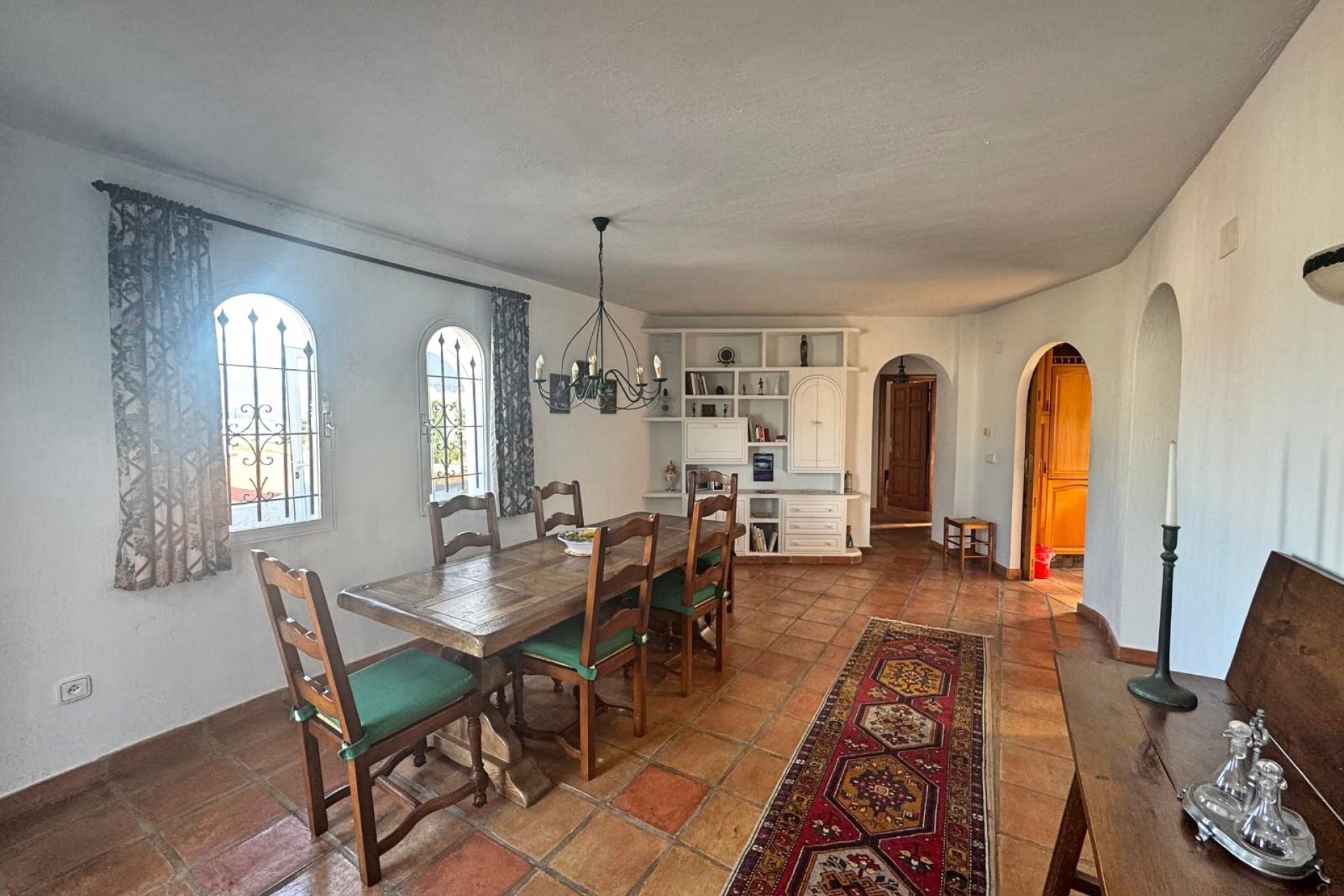 Wiederverkauf - Villa -
Albir