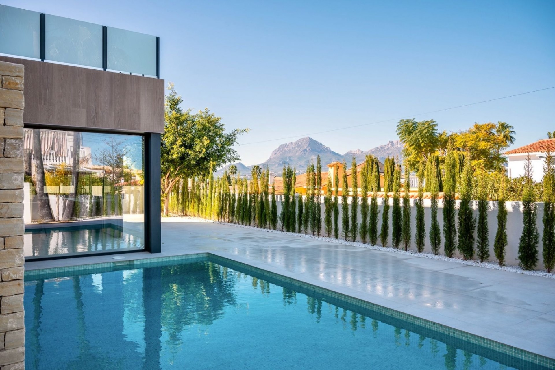 Wiederverkauf - Villa -
Albir