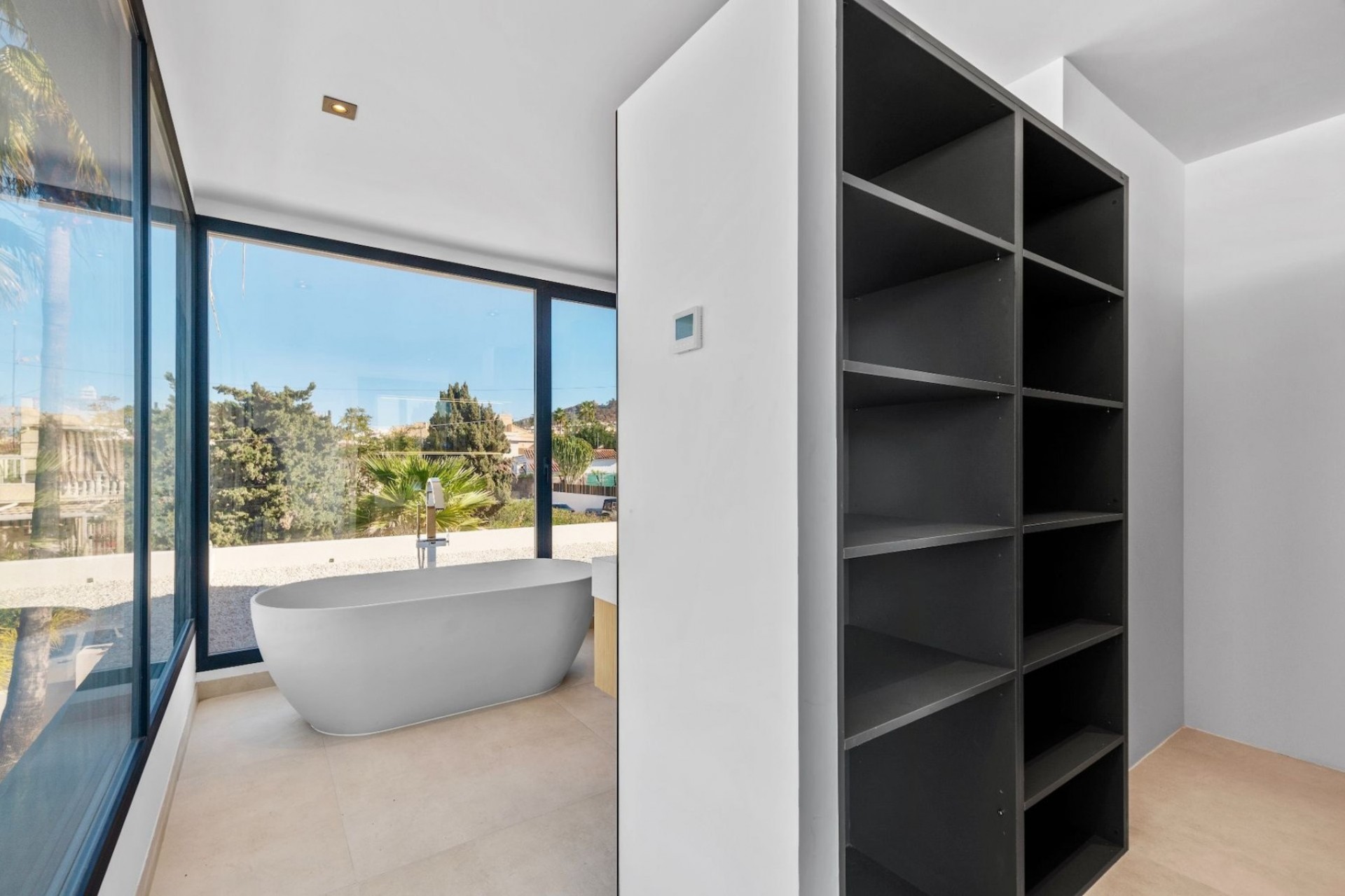 Wiederverkauf - Villa -
Albir