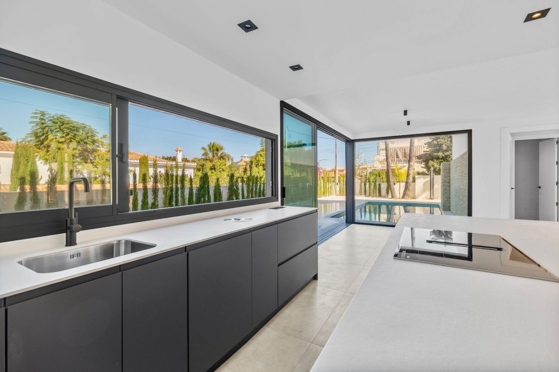 Wiederverkauf - Villa -
Albir