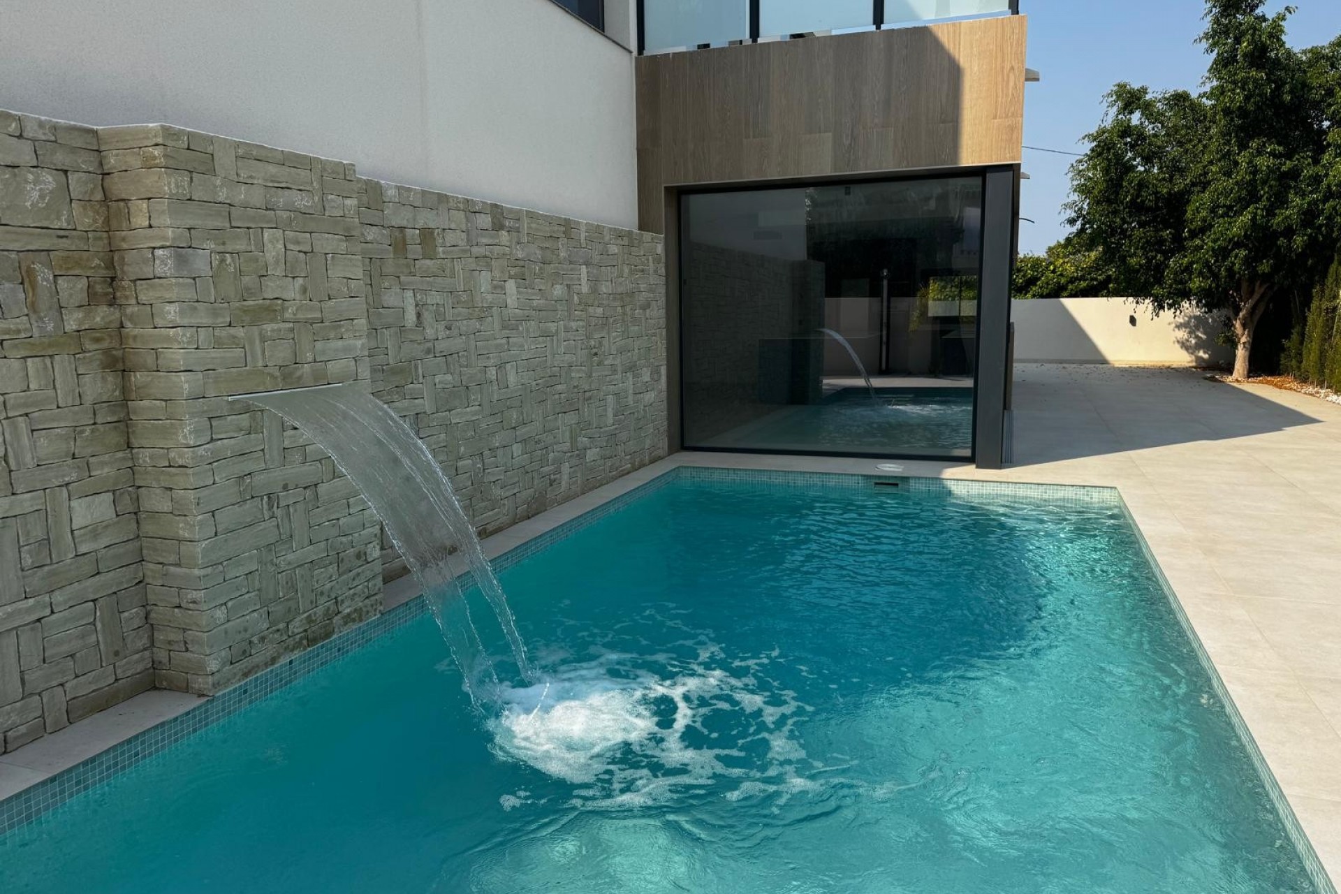 Wiederverkauf - Villa -
Albir